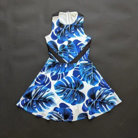 Bundle of Girl's Dresses & Tops Size: 10-12 - Picture 2 of 16